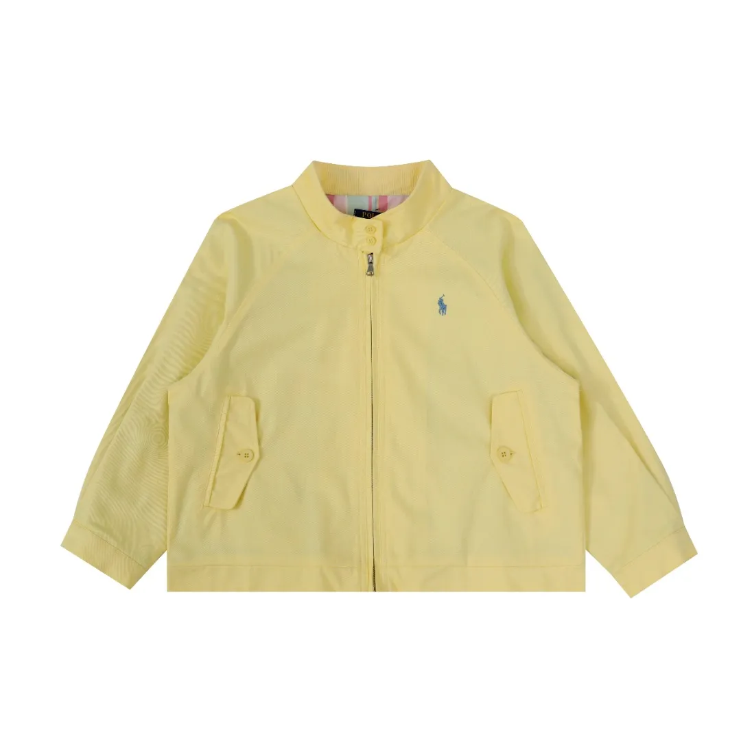 P290 #R16 Ralph Lauren/Ralph Lauren vintage Harrington zipper jacket with American contrasting plaid lining, recommended by many fashion bloggers. The Harrington jacket's lapel zipper windproof design perfectly blends casual style and street trend elements. The collision of multiple high-saturation colors instantly ignites visual enthusiasm and easily becomes the focus of the street. The loose fit is not flattering on your figure, perfectly accommodating all body shapes, and full of versatile attributes.  Color: Chicken Yellow Size: S/M/L/XL Length: 57/58.5/60/61.5 Bust: 122/126/130/134 Sleeve Length: 64/65.5/67/68.5